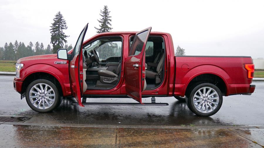  Ford F-150 Limited SuperCrew 2018 года  (фото 20 из 59)